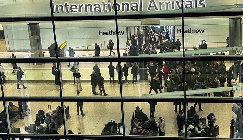 Συνελήφθη 40χρονος για την κυβερνοεπίθεση στα ευρωπαϊκά αεροδρόμια