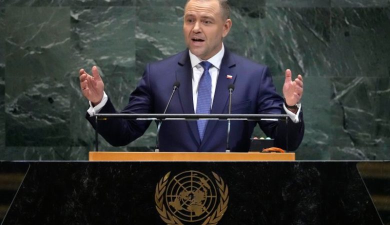 Η Πολωνία είναι έτοιμη να υπερασπιστεί το έδαφος της, λέει ο πρόεδρος της χώρας