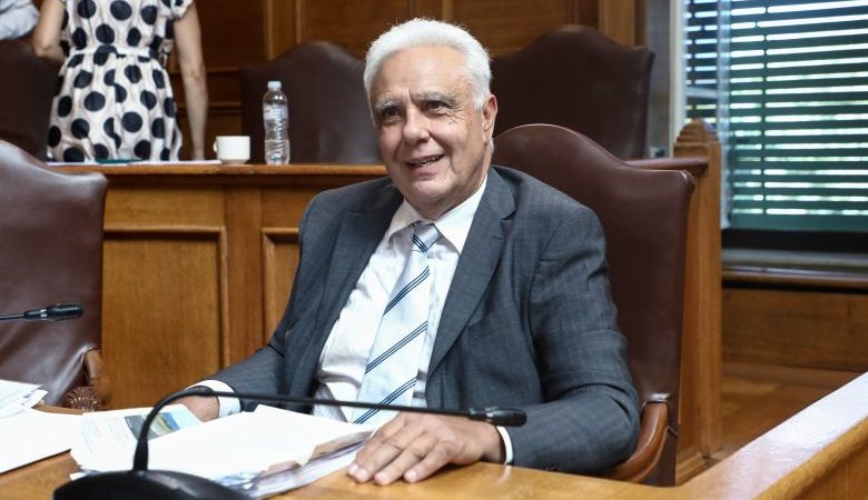 «Βολές» στην Εξεταστική της Βουλής του πρώην προέδρου ΟΠΕΚΕΠΕ Νίκου Σαλάτα  για την ευρωπαϊκή εισαγγελία