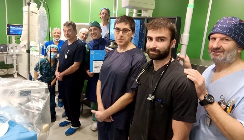 Πρωτοποριακή επέμβαση στην Μυτιλήνη: Τοποθετήθηκε αισθητήρας στην καρδιά 58χρονου και προειδοποιεί για προβλήματα