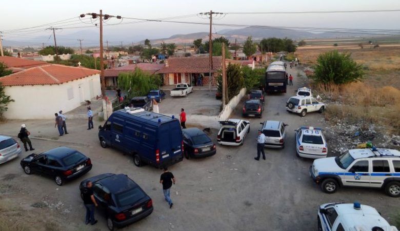Η ΕΛ.ΑΣ. σχεδιάζει να προσλάβει 100 Ρομά για την αντιμετώπιση των συμμοριών στους καταυλισμούς – Θα ενταχθούν ως ειδικοί φρουροί