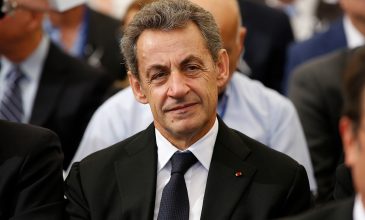 Αποφυλακίζεται ο Νικολά Σαρκοζί υπό δικαστική επιτήρηση – Έκατσε 20 ημέρες στη φυλακή