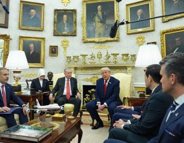 Το «μεγάλο παζάρι» στον Λευκό Οίκο – Τραμπ: «Μπορούμε εύκολα να κάνουμε συμφωνία για τα F-35, αλλά ο Ερντογάν θα πρέπει να κάνει κάτι για μας πρώτα»