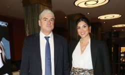 Θέμης Σοφός για την σύζυγό του Σταματίνα Τσιμτσιλή: «Εδώ δεν χωράει εφημερίδα, χρειάζεται ολόκληρη βιβλιοθήκη»