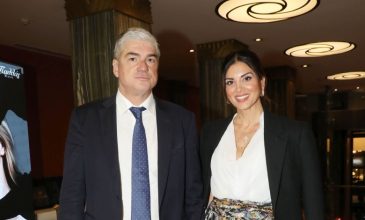 Θέμης Σοφός για την σύζυγό του Σταματίνα Τσιμτσιλή: «Εδώ δεν χωράει εφημερίδα, χρειάζεται ολόκληρη βιβλιοθήκη»