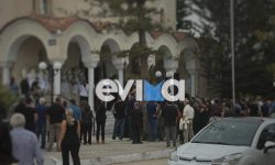 Ράγισαν καρδιές στην κηδεία του 20χρονου ναυτικού του «Blue Star Χίος» – Δείτε φωτογραφίες