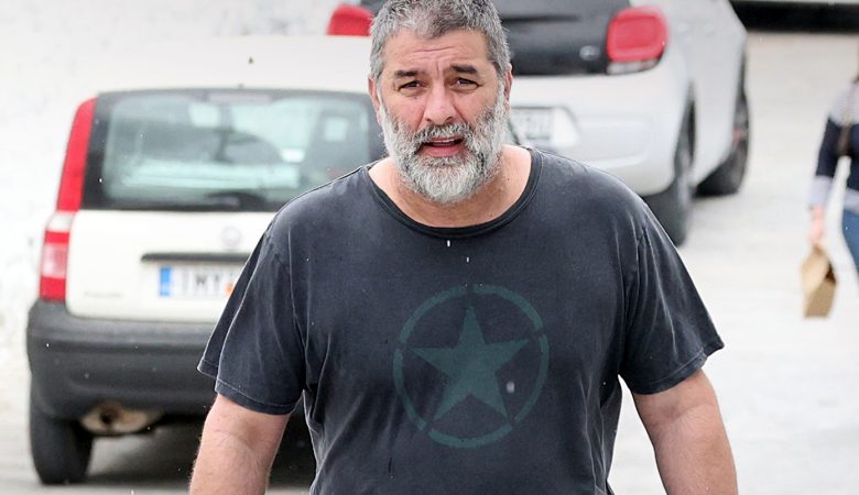 Βασίλης Μπισμπίκης για το τροχαίο στην Φιλοθέη: «Δεν είχα πιει, έκανα τα νόμιμα – Πήρα τη στροφή και μου έφυγε το αυτοκίνητο»