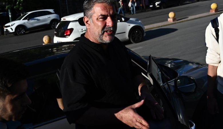 Βασίλης Μπισμπίκης: H αποκάλυψη για τον μαθητή που «ξεσκέπασε» το τροχαίο του ηθοποιού