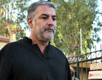 Βασίλης Μπισμπίκης: «Αυτά συμβαίνουν καθημερινά. Εμένα με ενδιαφέρει ότι δεν χτύπησε κάποιον» είπε ο πατέρας του για το τροχαίο στη Φιλοθέη