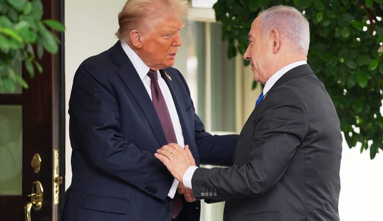Τη Δευτέρα στο Τελ Αβίβ ο Τραμπ – Θα συναντηθεί με οικογένειες ομήρων πριν εκφωνήσει ομιλία στην Κνεσέτ