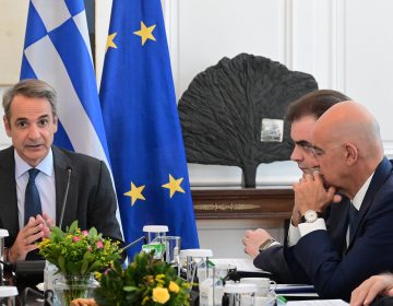 Μητσοτάκης στο υπουργικό: Μάχη για την αλήθεια, από τα Τέμπη μέχρι την εξωτερική πολιτική – Εκπέμψαμε το σήμα της ισχυρής Ελλάδας στον ΟΗΕ