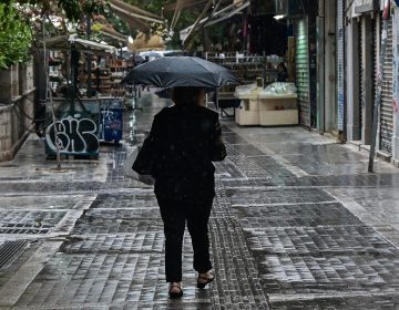 Πού θα έχει βροχές και καταιγίδες σήμερα