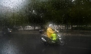 Καιρός: Βροχές και καταιγίδες θα εκδηλωθούν στο μεγαλύτερο μέρος της χώρας