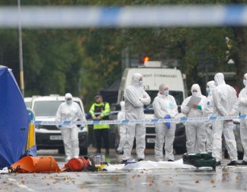 Η αστυνομία του Μάντσεστερ παραδέχεται ότι μπορεί να σκότωσε κατά λάθος ένα από τα θύματα της επίθεσης σε συναγωγή