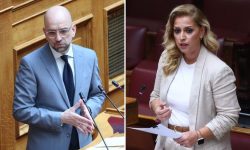 Οργισμένη η Ραλλία Χρηστίδου με Κώστα Μπάρκα στη Βουλή: «Αν ξαναγελάσεις την ώρα που μιλάω, θα σου σπάσω τα μούτρα»