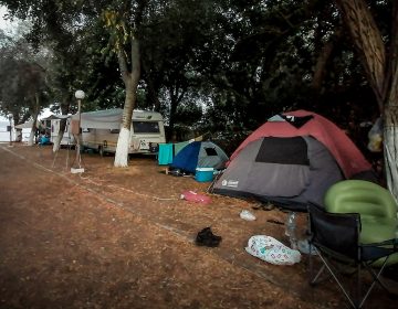 Υπόθεση της διπλής δολοφονίας σε κάμπινγκ στη Φοινικούντα: «Πιθανόν ανήλικος ο δράστης» – Το σενάριο που εξετάζει η ΕΛ.ΑΣ.