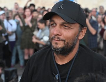«Δεν έχει προηγηθεί οποιαδήποτε μορφή πίεσης από πρόσωπα ή φορείς» λέει το νοσοκομείο Νίκαιας για τον Πάνο Ρούτσι