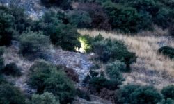 Ελεύθεροι με περιοριστικούς όρους αφέθηκαν τα δύο αδέλφια που έψαχναν λίρες με τον 53χρονο που πέθανε σε σπηλιά στη Λάρισα