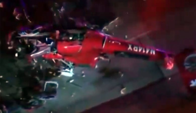 Συντριβή ελικοπτέρου σε αυτοκινητόδρομο του Σακραμέντο στην Καλιφόρνια – Τρεις σοβαρα τραυματίες