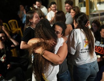 Πανηγυρισμοί ξέσπασαν στο Ισραήλ και τη Γάζα μετά την ανακοίνωση της συμφωνίας εκεχειρίας – Δείτε φωτογραφίες και βίντεο