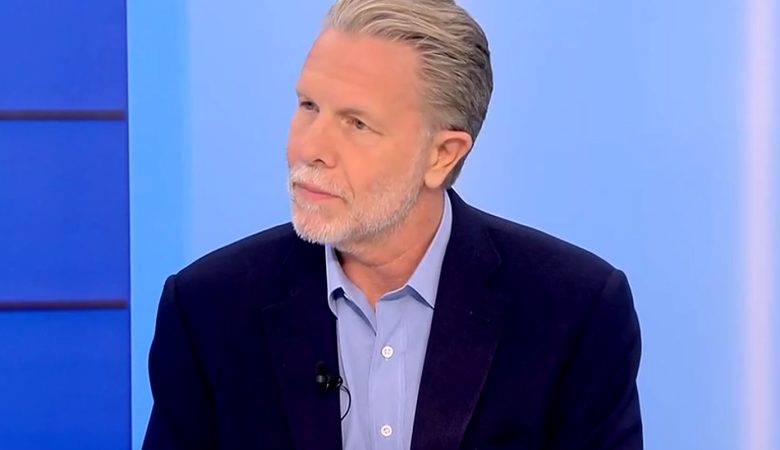 Γερουλάνος: Κομπάρσος στο έργο άλλων ο Μητσοτάκης στη Σύνοδο για τη Γάζα στην Αίγυπτο