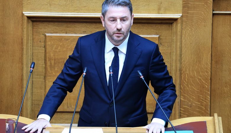 Ανδρουλάκης: Με τη στάση σας για τη Γάζα εκθέσατε τη χώρα και την ιστορία του ελληνικού λαού