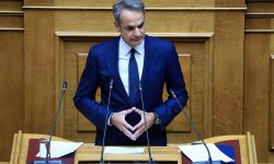Ο Μητσοτάκης θα μιλήσει στη Βουλή στη συζήτηση της τροπολογίας για το Μνημείο του Αγνώστου Στρατιώτη