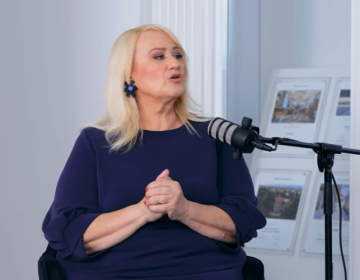 Άση Μπήλιου: Μετά τον θάνατο της μητέρας μου νόμιζα ότι ακούω μια γλώσσα που δεν την γνωρίζω, ήταν μεγάλο το σοκ