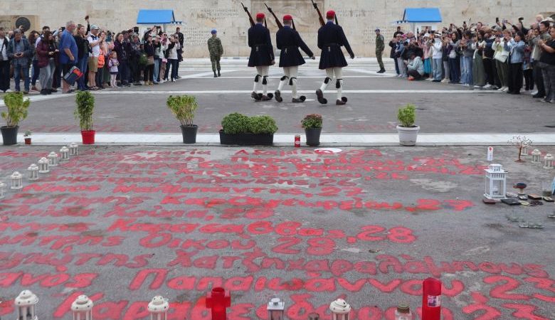 Στη Βουλή θα μιλήσει την Τρίτη ο πρωθυπουργός για το Μνημείο του Αγνώστου Στρατιώτη