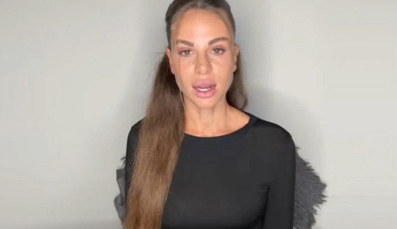 Σε διαθεσιμότητα ο αστυνομικός που κατηγορήθηκε από την πρώην, επίσης αστυνομικό, σύντροφό του για ξυλοδαρμό