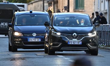 O Σαρκοζί θα παραμείνει έγκλειστος στη φυλακή του Παρισιού για τουλάχιστον τρεις εβδομάδες