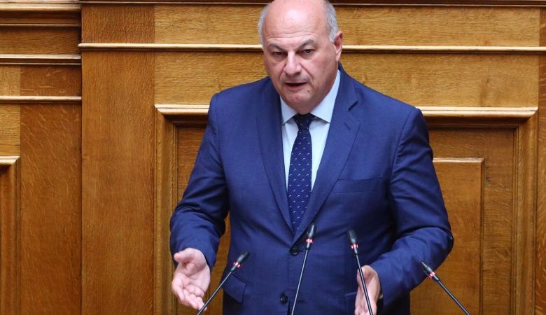 Σύσταση εθνικής επιστημονικής επιτροπής για την ευλογιά των αιγοπροβάτων ανακοίνωσε ο Τσιάρας