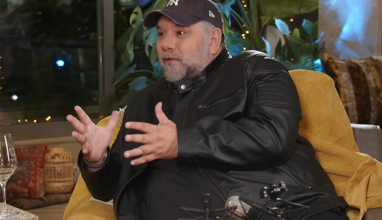 Γρηγόρης Αρναούτογλου: «Πήγα σε ψυχίατρο τότε και τώρα το μνημονεύω συνεχώς γιατί ίσως να ήταν τελείως διαφορετική η ζωή μου»