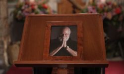 Η οργή του Οδυσσέα Ιωάννου για την κηδεία Σαββόπουλου: Πού ήσουνα χθες Αριστερά μου;