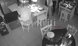 Κουκουλοφόροι επιτέθηκαν με αυγά στον Μάκη Βορίδη που βρισκόταν σε εστιατόριο στο Ηράκλειο – Αναποδογύρισαν τραπέζια, πέταξαν καρέκλες και μπουκάλια