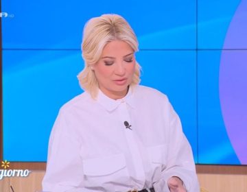 Έξαλλη η Φαίη Σκορδά για μαθητή που βρίσκεται στο φάσμα του αυτισμού: «Εγώ ανατρίχιασα σαν μάνα όταν το διάβασα»