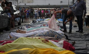 Βραζιλία: Εικόνες σοκ με τα πτώματα τουλάχιστον 40 ανθρώπων να κείτονται σε δρόμο του Ρίο ντε Τζανέιρο