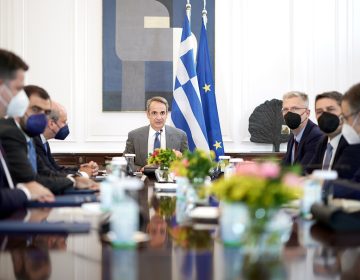 Μητσοτάκης για παρελάσεις: Οι πολίτες δίνουν την καλύτερη απάντηση – Γυρνούν την πλάτη στην τοξικότητα και τη μιζέρια