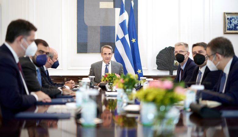 Μητσοτάκης για παρελάσεις: Οι πολίτες δίνουν την καλύτερη απάντηση – Γυρνούν την πλάτη στην τοξικότητα και τη μιζέρια