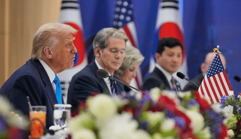 Τραμπ: «Απέτρεψα έναν πιθανό πόλεμο Ινδίας-Πακιστάν απειλώντας τις δύο χώρες με την επιβολή δασμών 250%»