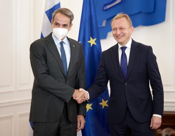 Την ανάγκη δημιουργίας ενός χρηματοδοτικού εργαλείου για την ενίσχυση αμυντικών προγραμμάτων τόνισε ο Μητσοτάκης στον Ευρωπαίο Επίτροπο