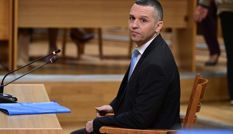 Δίκη Χρυσής Αυγής: «Η δολοφονία Φύσσα είναι άθλια και καταδικαστέα» είπε ο Κασιδιάρης – «Αυτό το έγκλημα με δολοφόνησε και εμένα»