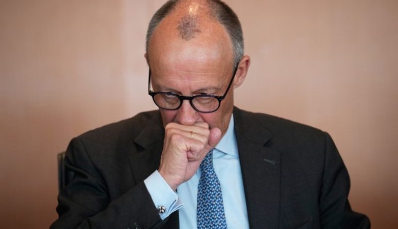 Κριτική από πολιτικούς αντιπάλους και γερμανικά ΜΜΕ στον Μερτς για την επίσκεψη του στην Τουρκία