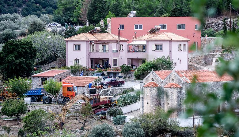 Αιματηρή βεντέτα στα Βορίζια: Ανησυχία για την επόμενη ημέρα, καθώς είναι δύσκολο να γίνει σασμός – Πώς αποφάσισαν να παραδοθούν τα τρία αδέρφια