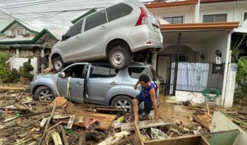 Έξι νεκροί από συντριβή ελικοπτέρου που μετέφερε βοήθεια στους πληγέντες από τον τυφώνα στις Φιλιππίνες