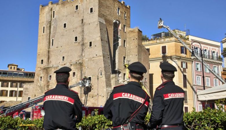 Έρευνα για εξ αμελείας ανθρωποκτονία ξεκίνησε η εισαγγελία της Ρώμης για τον εργάτη που εγκλωβίστηκε κάτω από τα συντρίμμια του «Πύργου των Κόμηδων»