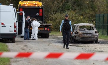 Πέντε τραυματίες από την επίθεση οδηγού σε πεζούς και ποδηλάτες στο Ολερόν της Γαλλίας