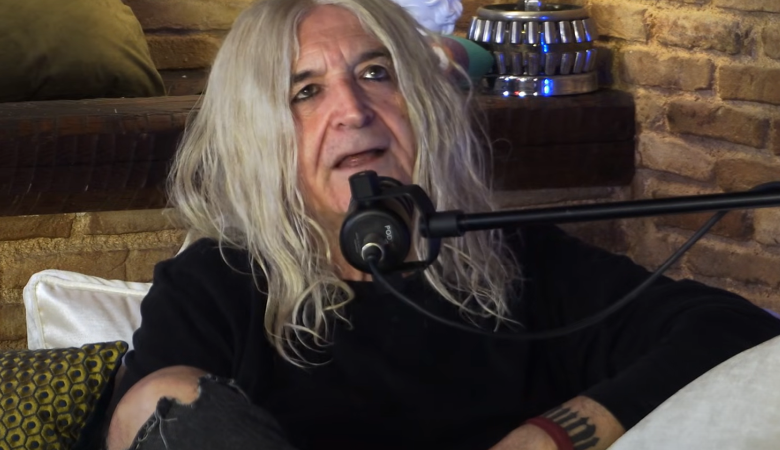 Νίκος Καρβέλας για Πάνο Ρούτσι: «Ήταν μια καλή επαναστατική κίνηση από έναν άνθρωπο που τον ξεφτιλίζουν»