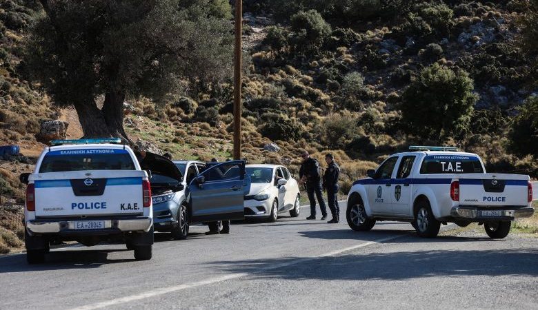Μακελειό στα Βορίζια: Η αστυνομία έχει βίντεο με τον 43χρονο να πυροβολεί – Την Δευτέρα απολογούνται τα τρία αδέρφια