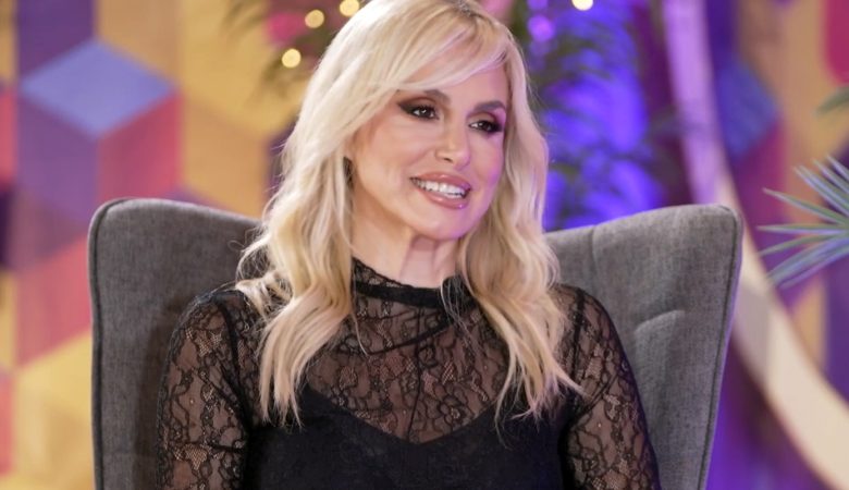 Ζωή Κρονάκη: «Υπέμεινα συμπεριφορές που δεν μου άρεσαν, μέχρι το όριο της δικής μου αξιοπρέπειας»